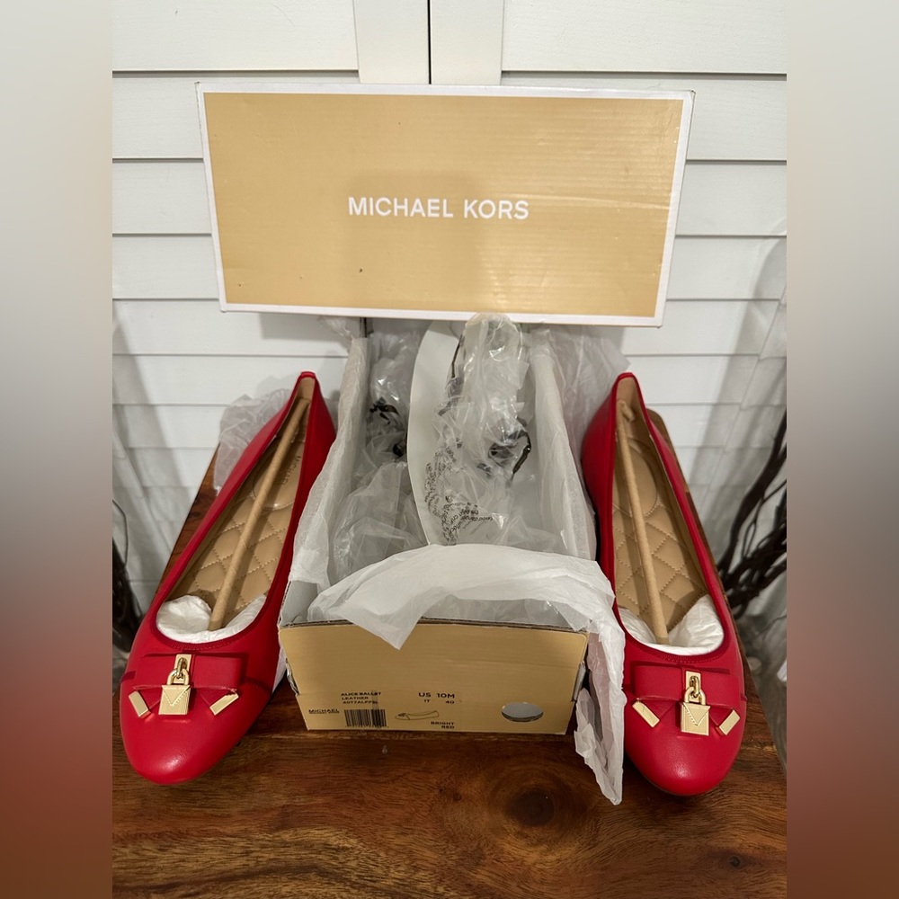 MICHAEL Michael Kors Alice Ballet Flat BRAND NEW Never Worn